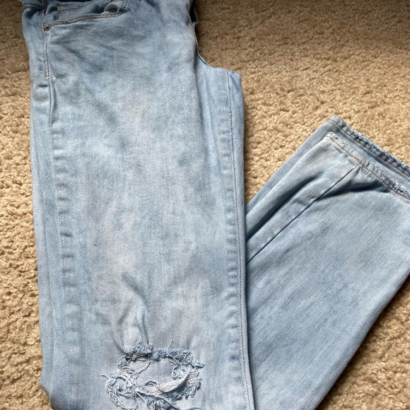 American Eagle Outfitters Denim - American Eagle jeans (size 10)